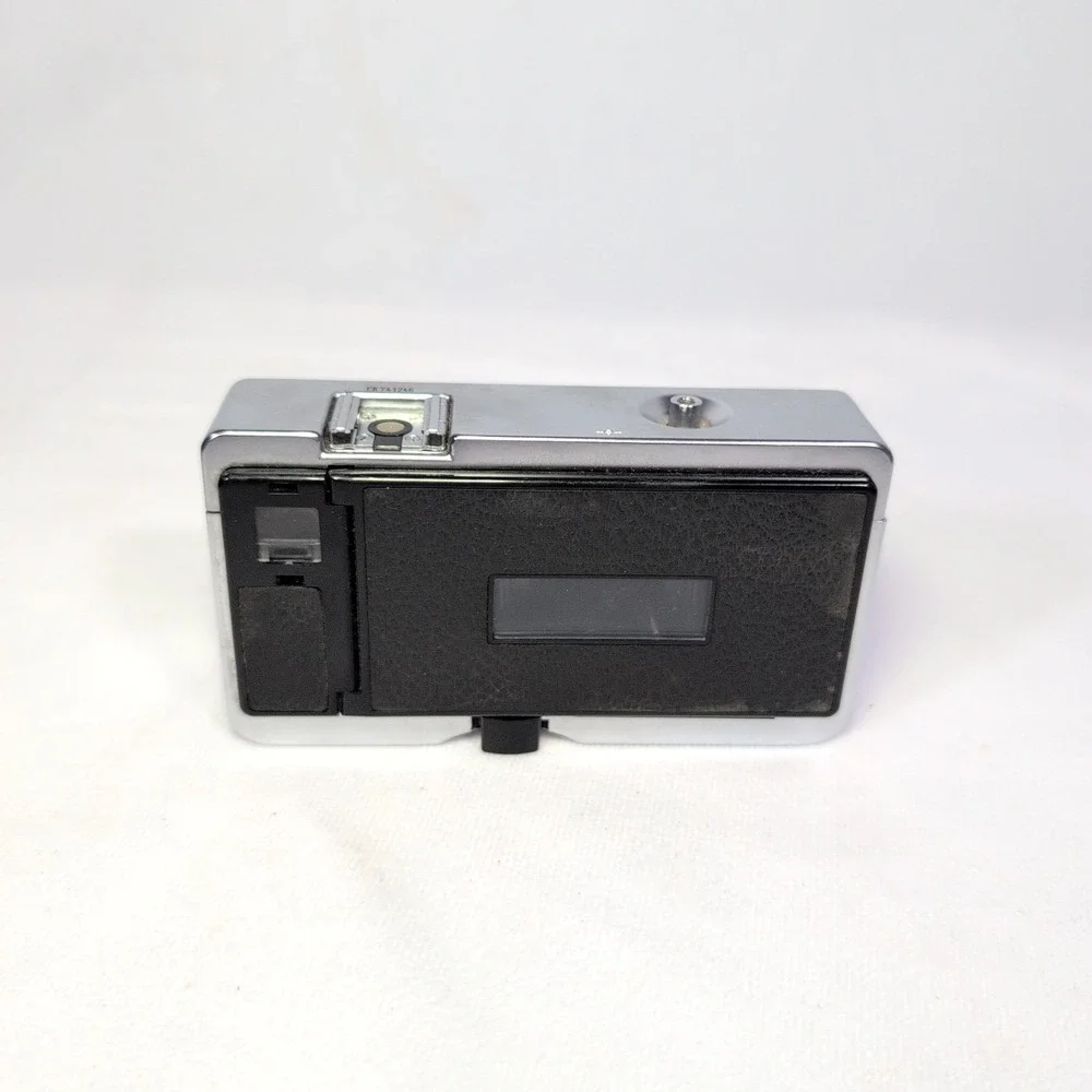 Kodak Instamatic 500 126 Film Point & Shoot Camera Black Leather Case Vintage
